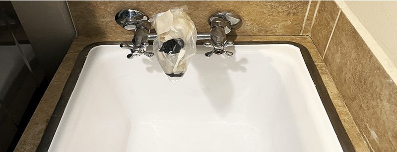 Utility sink after reglazing